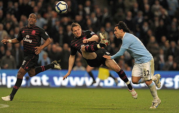 科莫虽然位 科莫虽然位